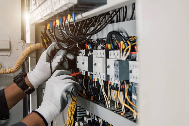 Best Industrial Electrical Services  in Desert Aire, WA